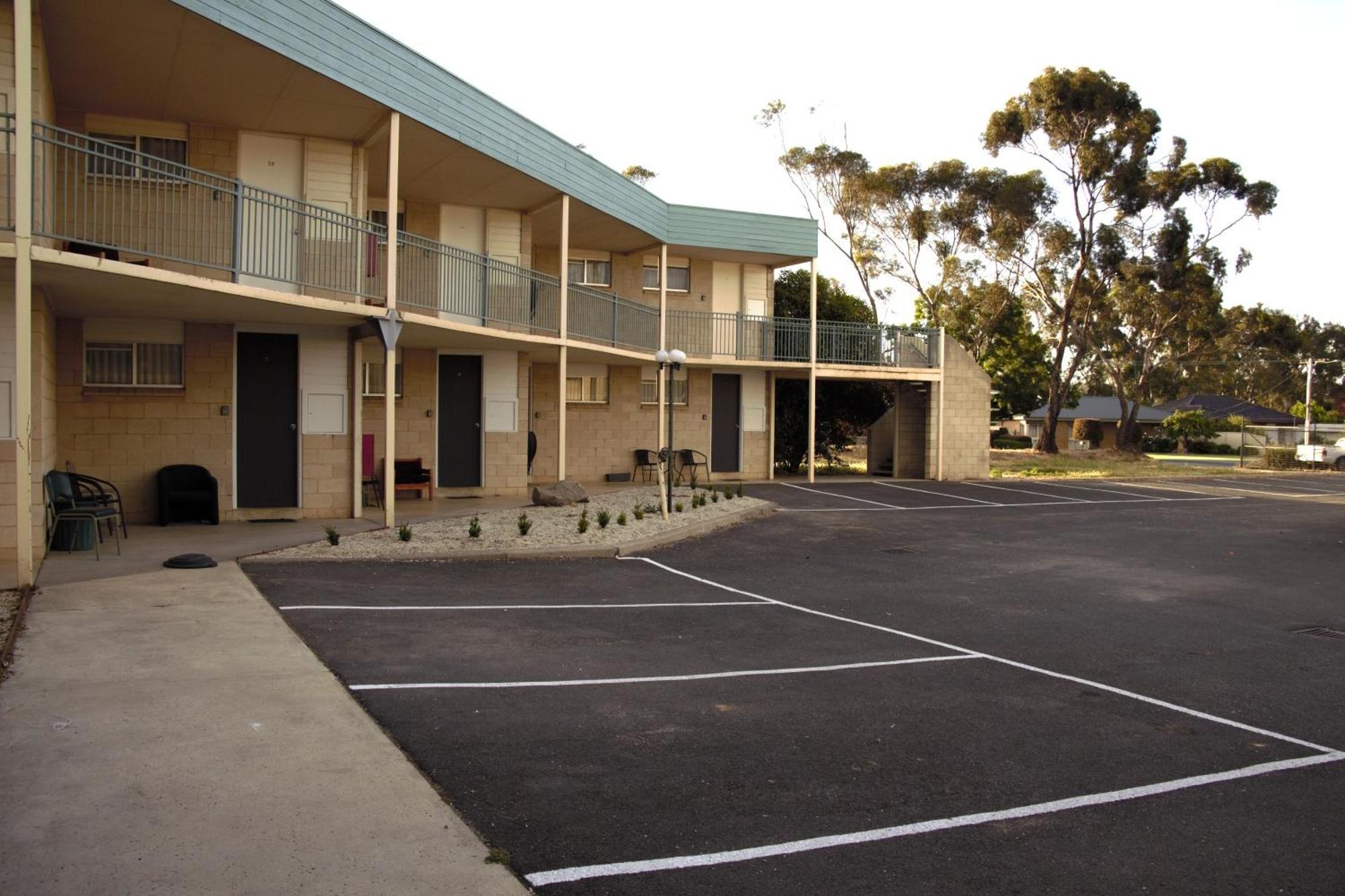 Bendigo Motor Inn Kangaroo Flat Exterior photo